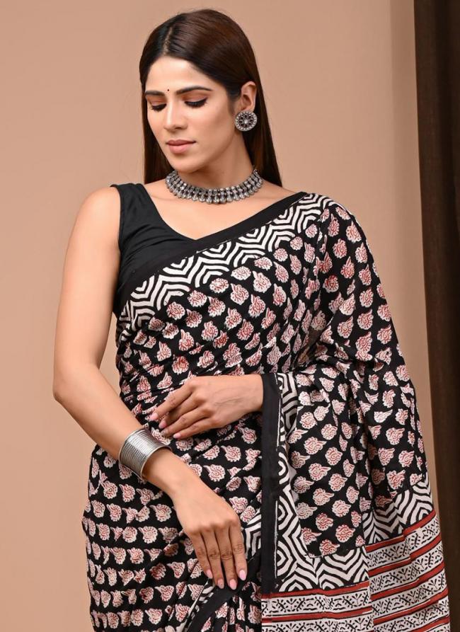 Cotton Black Casual Wear Printed Saree